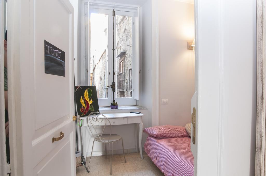 ナポリ ナプラート Bed & Breakfast 部屋 写真