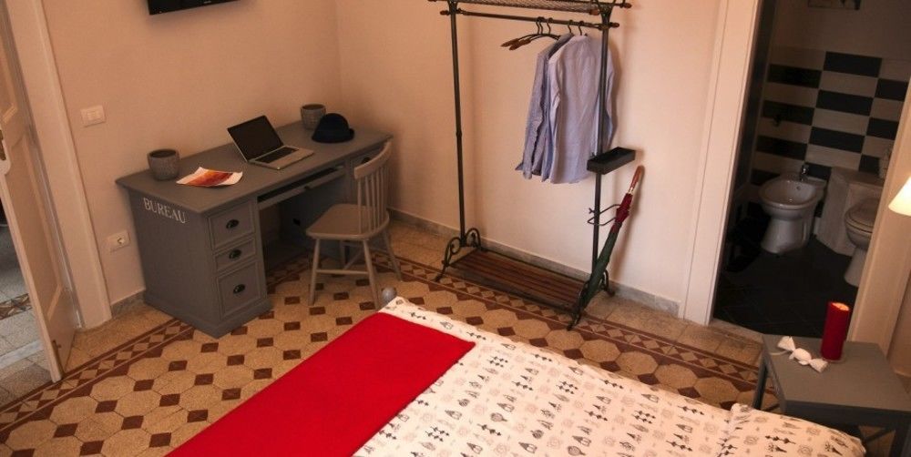 ナポリ ナプラート Bed & Breakfast エクステリア 写真